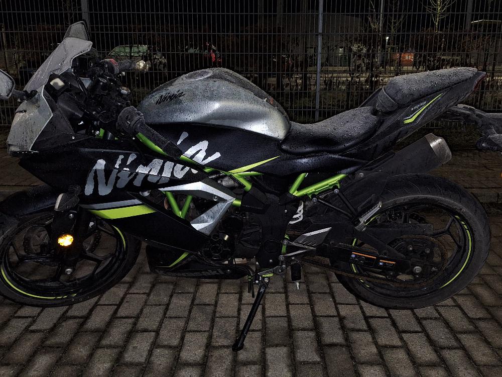 Motorrad verkaufen Kawasaki Kawasaki ninja 125cc Ankauf